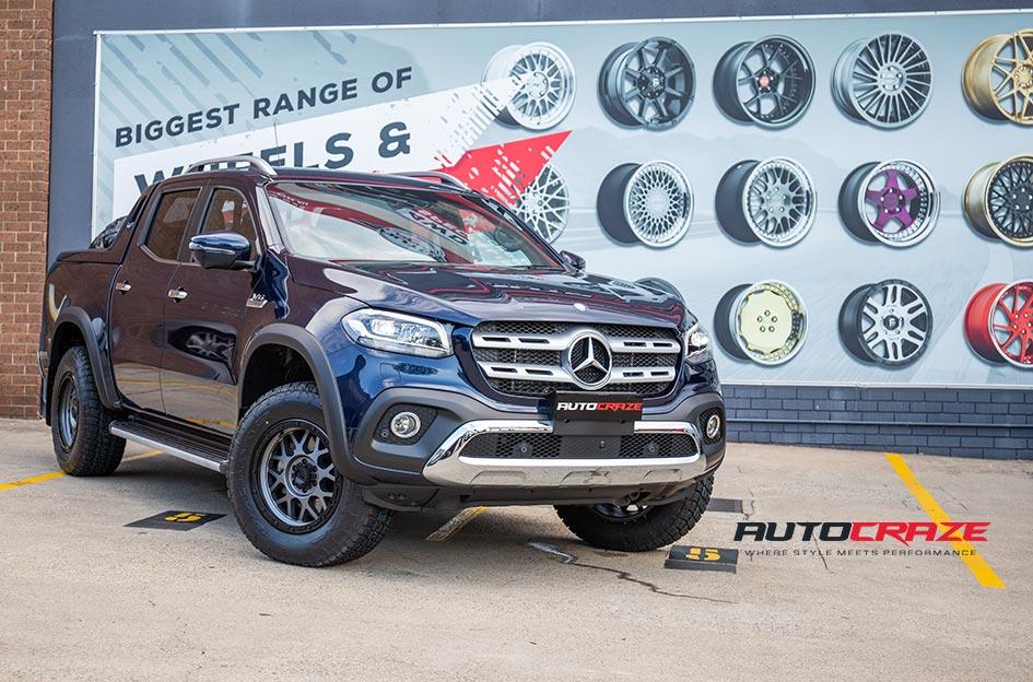 MERCEDES X CLASS GRENADE OR XD MATTE GREY MATTE BLACK LIP